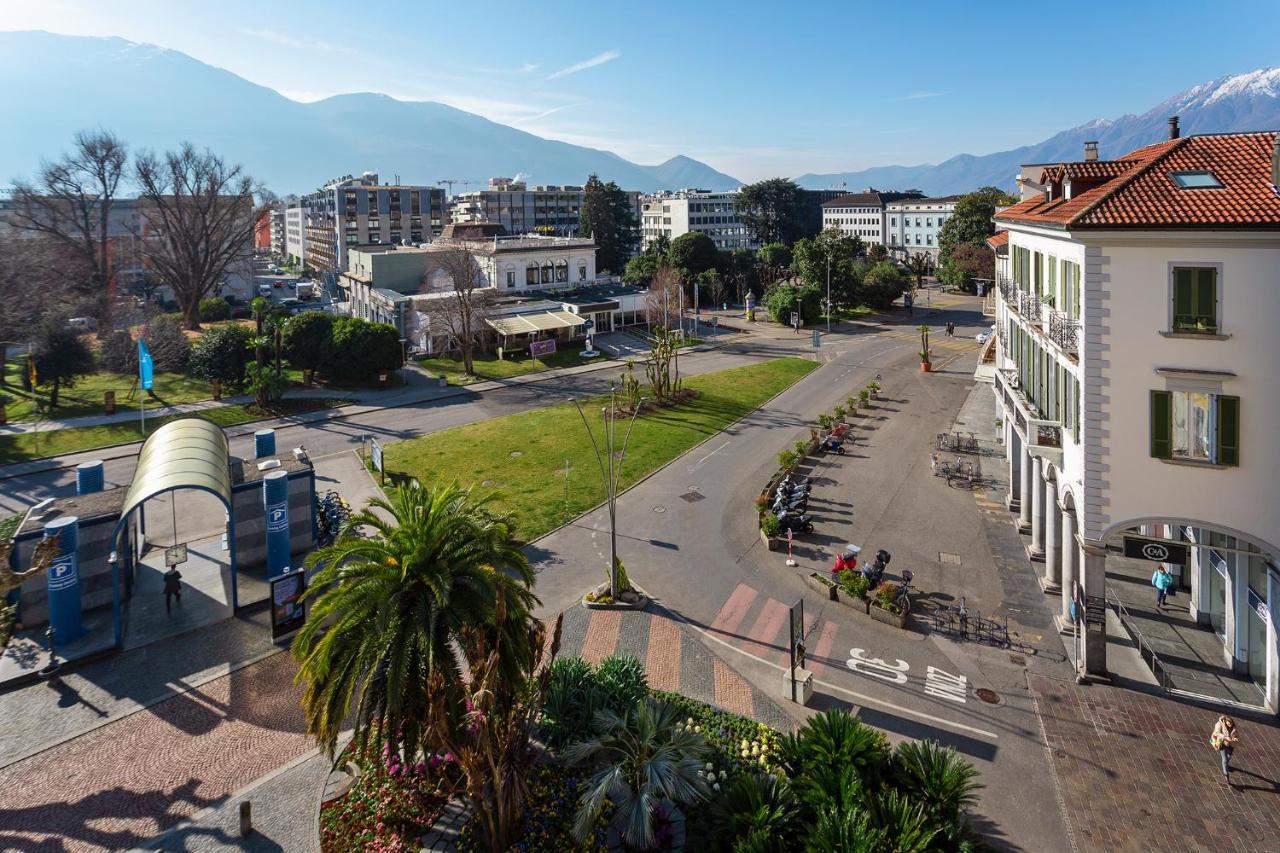 Du Hotel Locarno